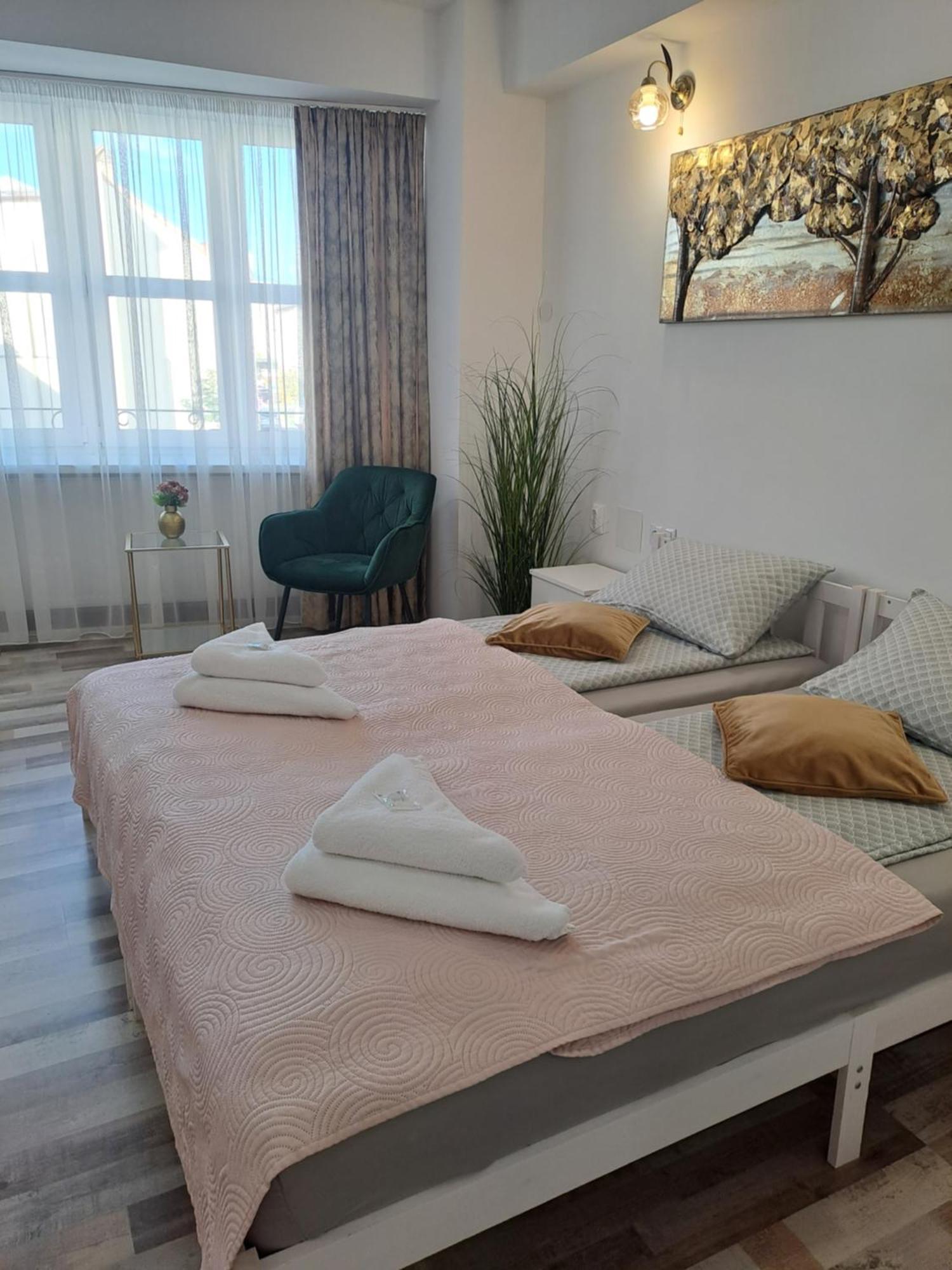 7 Level Central Apartments Miercurea Ciuc Luaran gambar